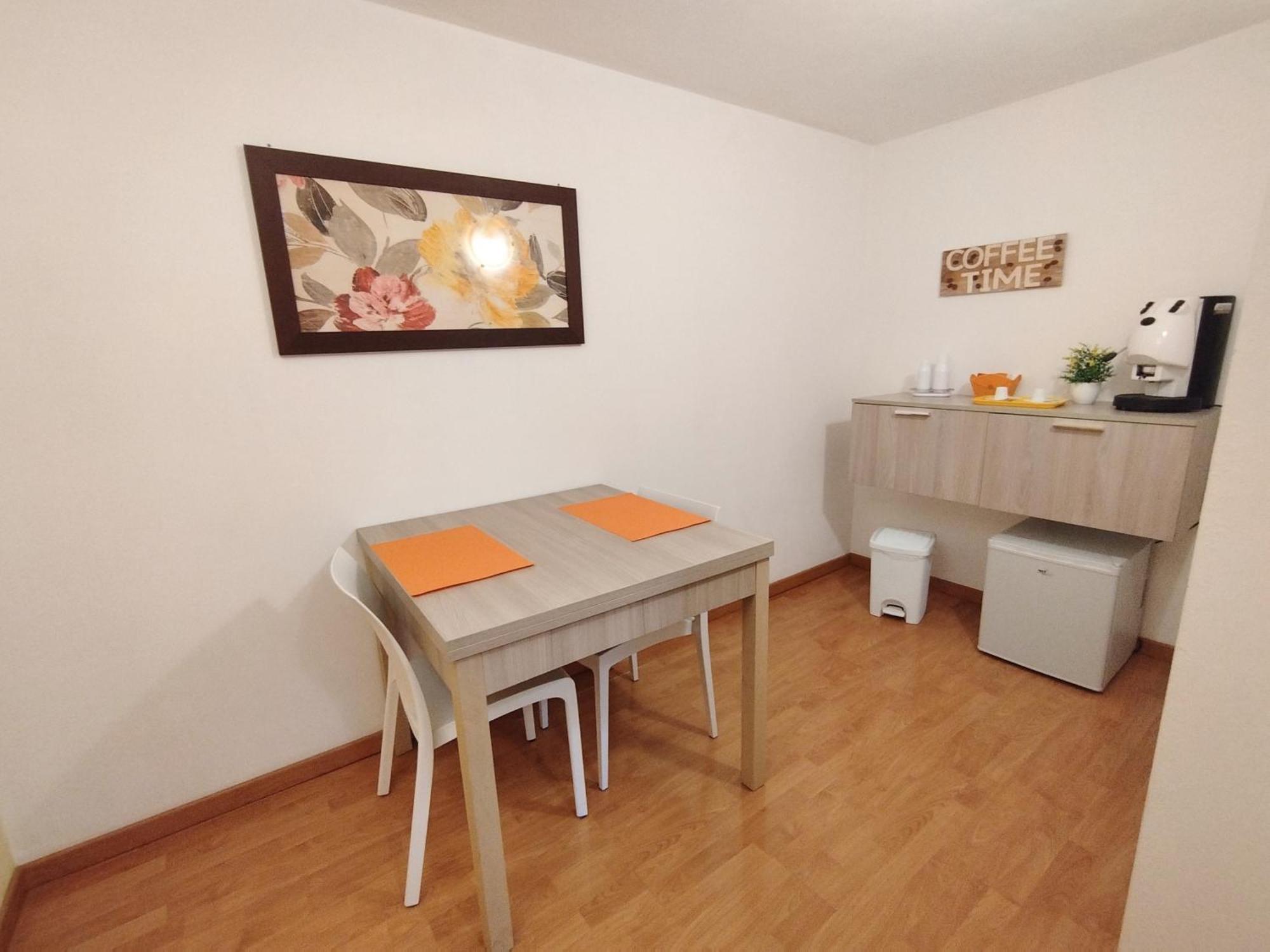 Alcamo Rooms Con Garage Privato Δωμάτιο φωτογραφία